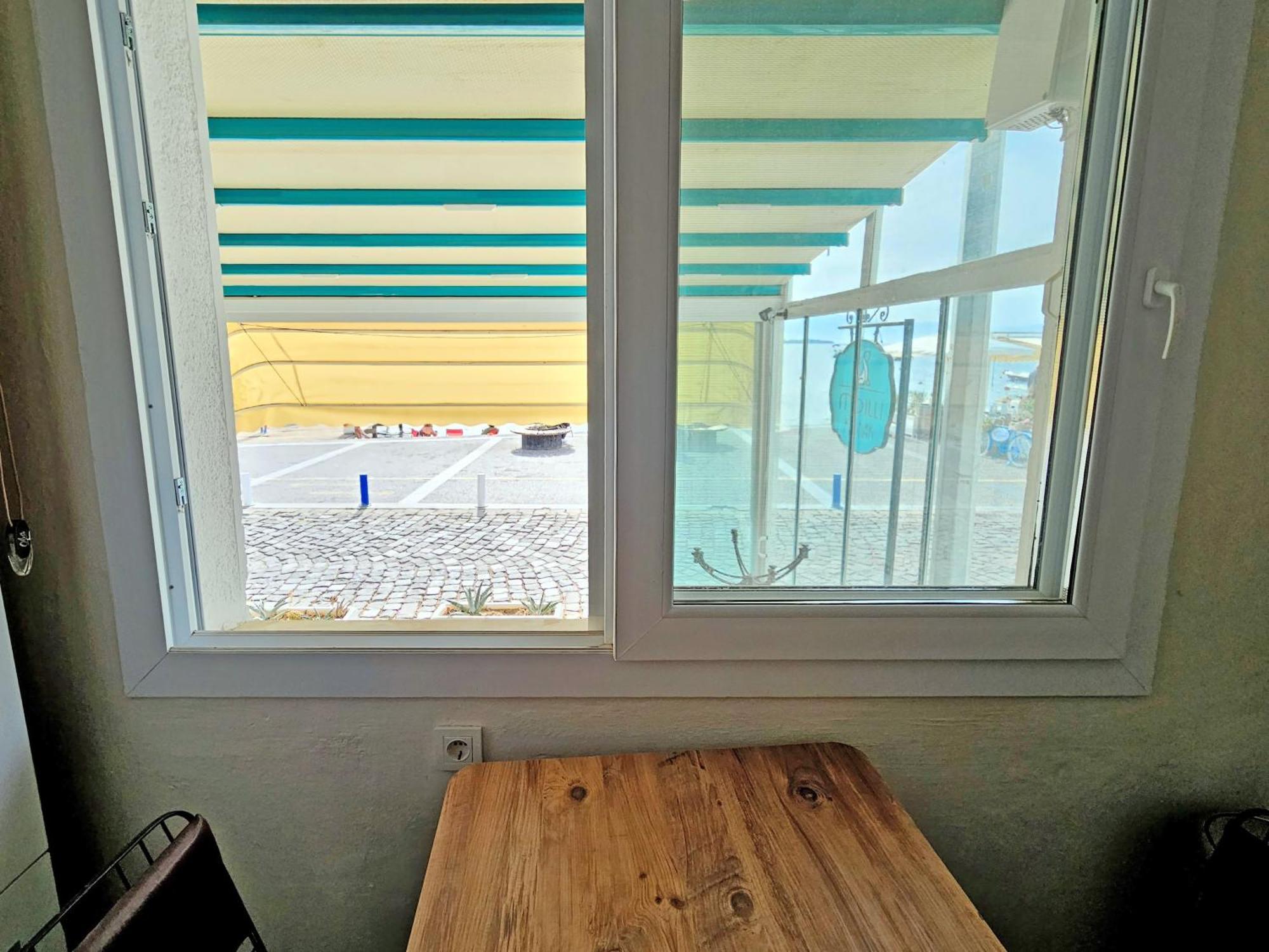 Midilli Konak Foça Rum bild